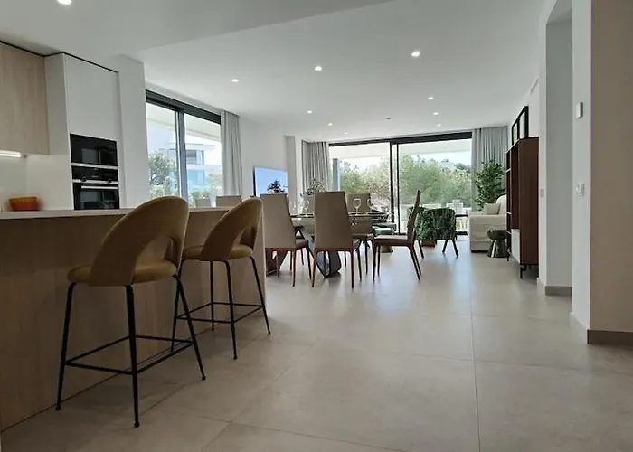 Josefine - Meerblick, Pool Und Wellness Apartament *