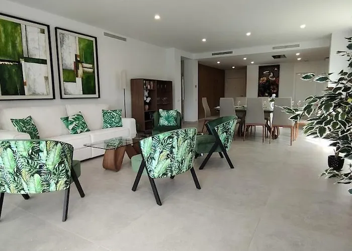 Josefine - Meerblick, Pool Und Wellness Appartement