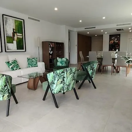 Josefine - Meerblick, Pool Und Wellness Apartment