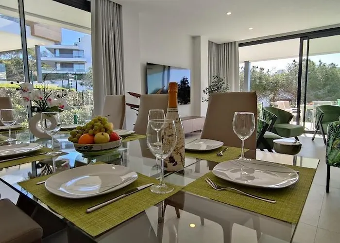 Lägenhet Josefine - Meerblick, Pool Und Wellness Marbella